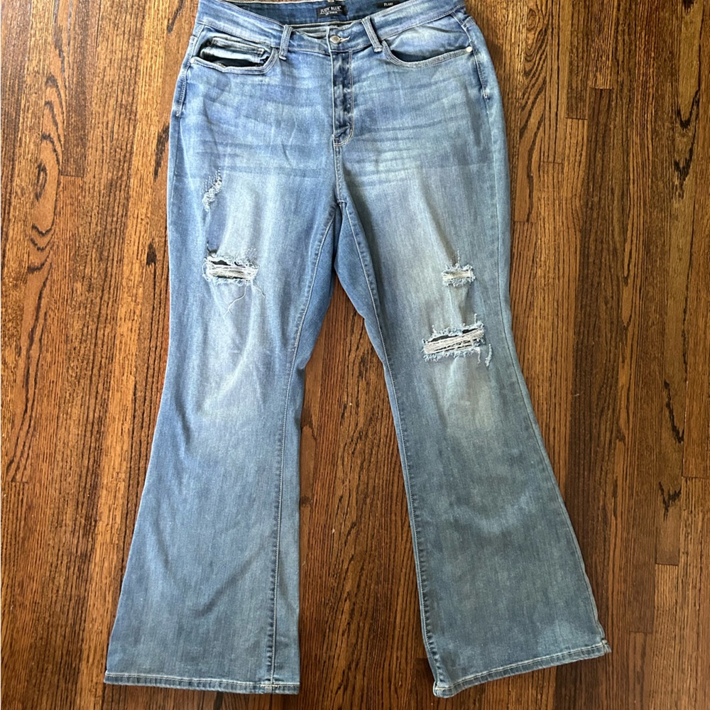 Judy Blue Flare Distressed Jeans